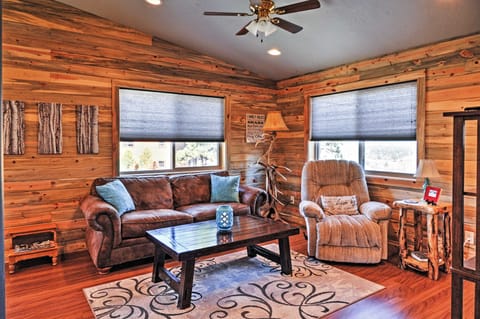 Pagosa Springs Escape w/ Deck, Hot Tub & Grill! Apartment in Colorado