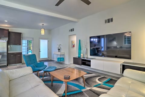 Ultra Secluded Home: Private Pool & Security Gate House in Palm Springs