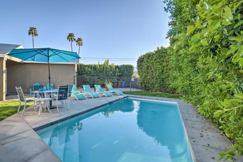 Ultra Secluded Home: Private Pool & Security Gate House in Palm Springs