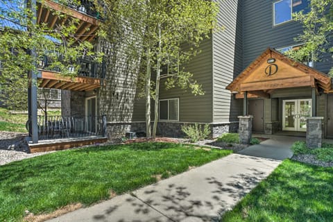 Crested Butte Condo w/ Pool Access: Walk to Slopes Apartment in Colorado