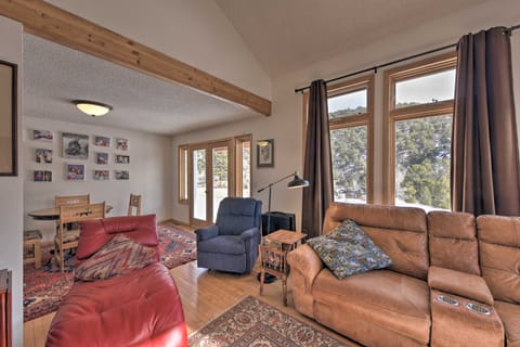 ~ 1 Mi to Downtown: Buena Vista Riverfront Escape! House in Park County