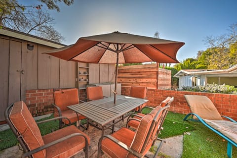 Walk to La Jolla Beach: Expansive 2-Home Escape! House in La Jolla Shores