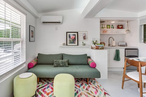 Stagecoach Home Base! Palm Desert Casita w/ Pool Apartment in Indian Wells