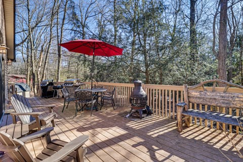 3 Mi to Big Boulder Mtn! Poconos Home w/ Game Room House in Hickory Run State Park