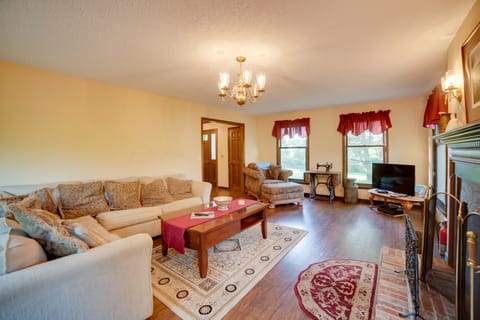 Dayton Home w/ Pool & Deck on 37 Private Acres! House in Tennessee