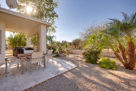 Pool + Golf On-Site! Extended Gilbert Getaway House in Gilbert
