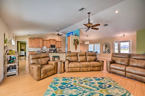 Walk to Beach! Marco Island Haven w/ Heated Pool House in Marco Island