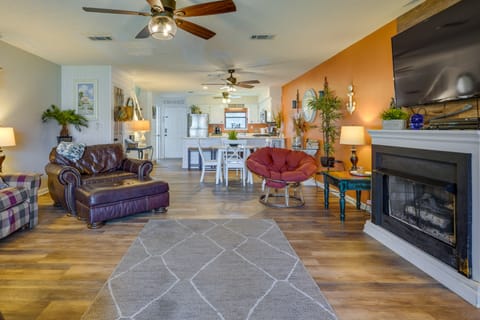 Walk to Beach: PCB Condo w/ Oceanfront Pool Access Apartment in Long Beach