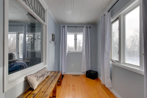 ‘Sunset Over Kennedy’ 7 Mi to Big Powderhorn! House in Ironwood