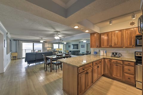 PCB Condo w/ Community Perks & Beach Access Apartment in Lower Grand Lagoon