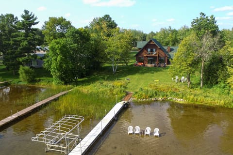 Cabin w/ Gradual Slope to Sandy Bottom Swimming! House in Wisconsin