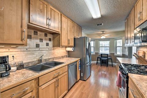 Welcoming Pensacola Home w/ Spacious Yard! House in Alabama