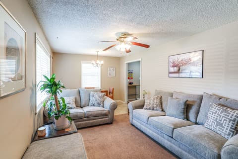 Cozy Home w/ Grill: Walkable Oxford Location House in Oxford