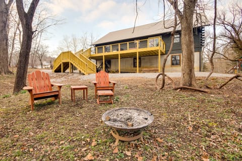 Tranquil Creekside Hideout: Families Welcome! House in Ozark Mountains