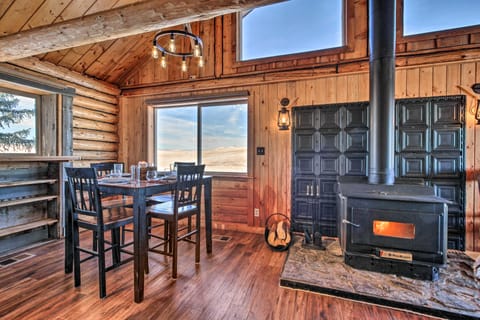 Remote Wolf Creek Cabin - Wide Open Spaces! House in Idaho