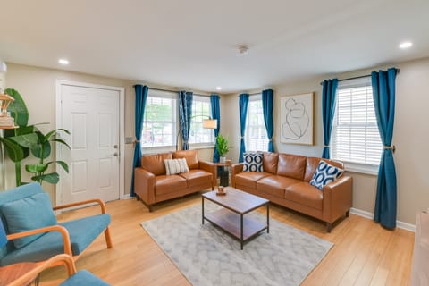 Walk to Parks & Dining: Cozy Canandaigua Home! House in Canandaigua Lake