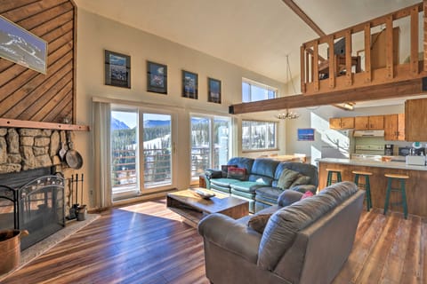 Mtn-View Silverthorne Gem w/ Shared Hot Tub Apartment in Wildernest