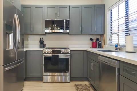 Near Spring Training! Snowbird Mesa Condo w/ Pool Apartment in Mesa