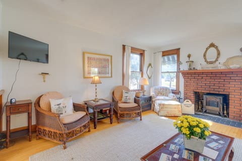 Vintage Charlevoix Home w/ Deck Near Round Lake! House in Charlevoix