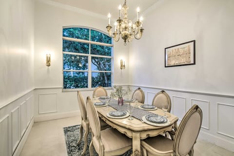 Poolside Paradise w/ Lake Views in Miramar! Villa in Bahamas