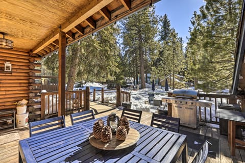 Dog-Friendly Kings Beach Log Cabin w/ Hot Tub! House in Kings Beach