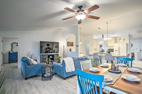 Canalfront Cape Coral Escape - ADA Friendly! House in Cape Coral