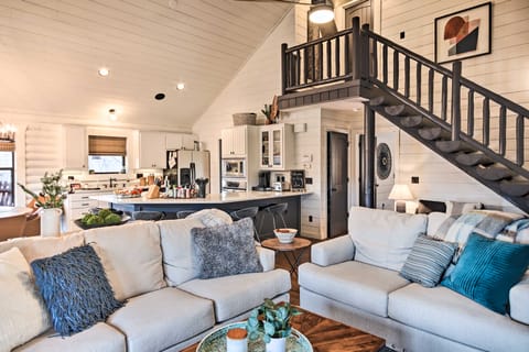 Enchanting Forested Cabin w/ Fire Pit & Grill House in Arkansas