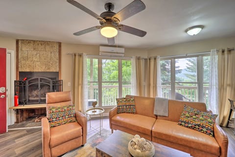 4 Mi to Sugar Mtn Resort! Family-Friendly Retreat Apartment in Banner Elk