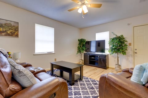 Stunning Gulfport Getaway ~ 1 Mi to the Beach House in Gulfport