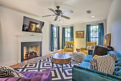 Back on Market! Baton Rouge Cottage < 3 Mi to LSU Cottage in Baton Rouge