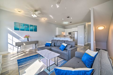 Sunny PCB Home w/ Balcony: Steps to the Beach! Apartment in Laguna Beach