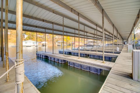Private Dock: Grand Lake Family Home House in Lake O The Cherokees