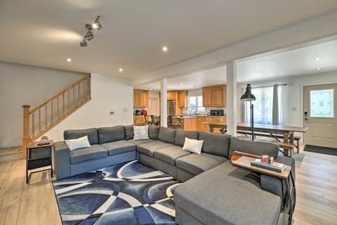 1 Mi to Tunnel Park: Holland Home w/ Fire Pit House in Michigan