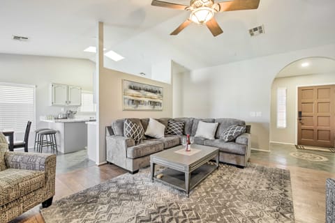 Gilbert Home w/ Private Pool & Putting Green! House in Gilbert