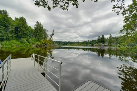 The Swedish Fish: Getaway on Lake Saint Clair! House in Lacey