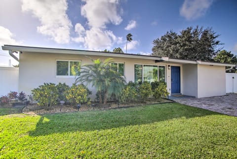 Pet-Friendly Home w/ Pool < 4 Mi to Beach! House in Deerfield Beach