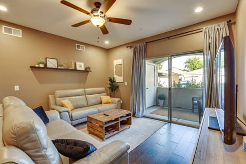 Walk to Papago Park! Snowbird Haven w/ Pool Access Apartment in Tempe
