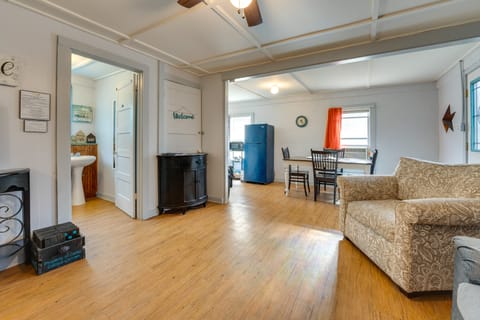 'Cabana Sol' Cabin: 4 Mi to Garner State Park House in Rio Grande