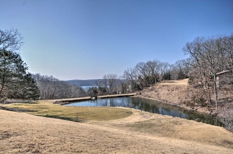 Hot Tub! Golfer's Oasis in Margaritaville Resort House in Lake of the Ozarks
