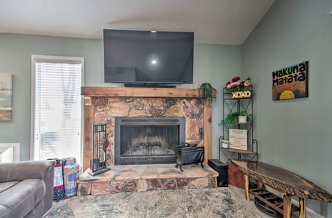 Hot Tub! Golfer's Oasis in Margaritaville Resort House in Lake of the Ozarks