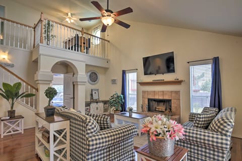 San Antonio Home w/ Pool & Hot Tub Near SeaWorld! House in San Antonio