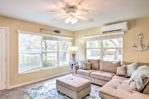 < 1 Mi to Lake Weir: Quiet Summerfield Getaway House in Lake Weir