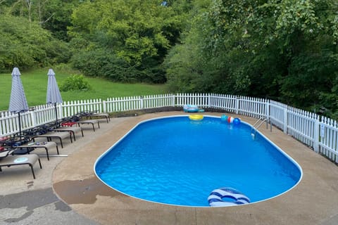 Chic Nashville-Area Retreat w/ Private Pool! House in Tennessee