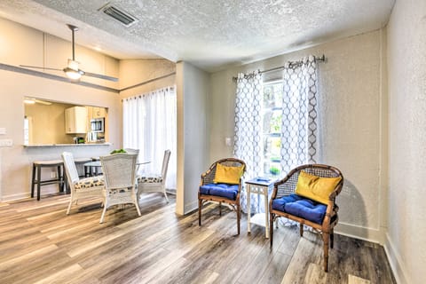 Port Charlotte Cottage ~ 3 Mi to Beach Park! Cottage in Charlotte Harbor