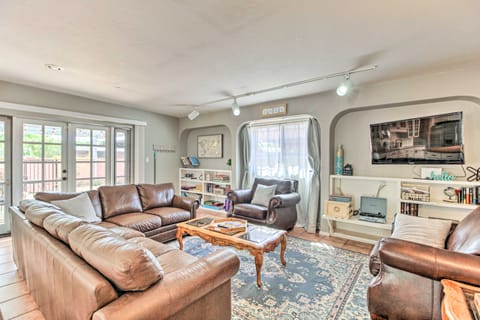 Delightful Family Getaway w/ Covered Patio! House in Catalina Foothills