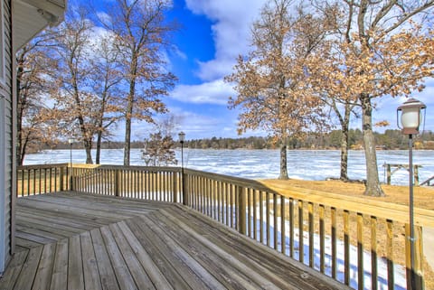 Waterfront Friendship Home w/ Private Pier! Cottage in Wisconsin