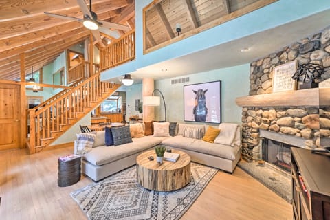 Sun Valley Family House w/ Fire Pit & Grill! House in Ketchum