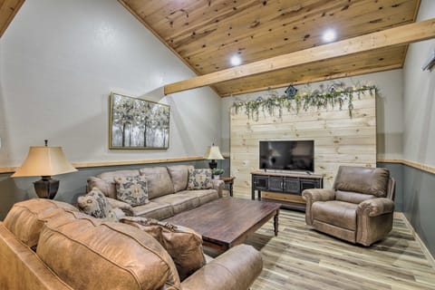 Blairsville Tiny Home w/ Covered Furnished Deck! House in Union County