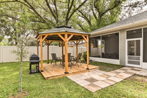 St Pete Escape w/ Patio & Yard: 6 Mi to Beach House in St Petersburg