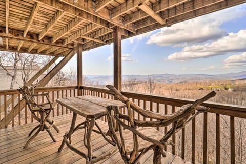 Deck + Million Dollar Views: Beech Mountain Cabin House in Beech Mountain